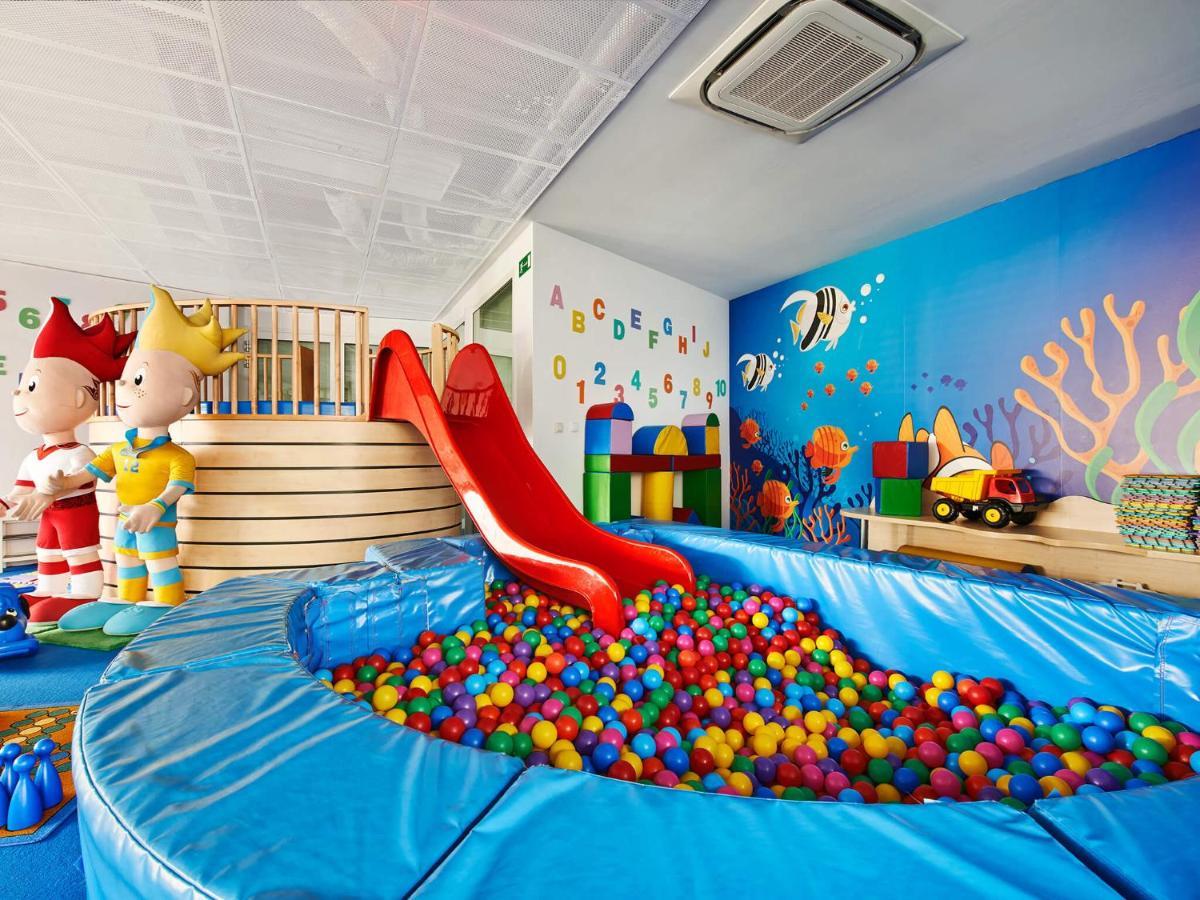 Vacationclub - Olympic Park Apartament B302 Колобжег Екстериор снимка